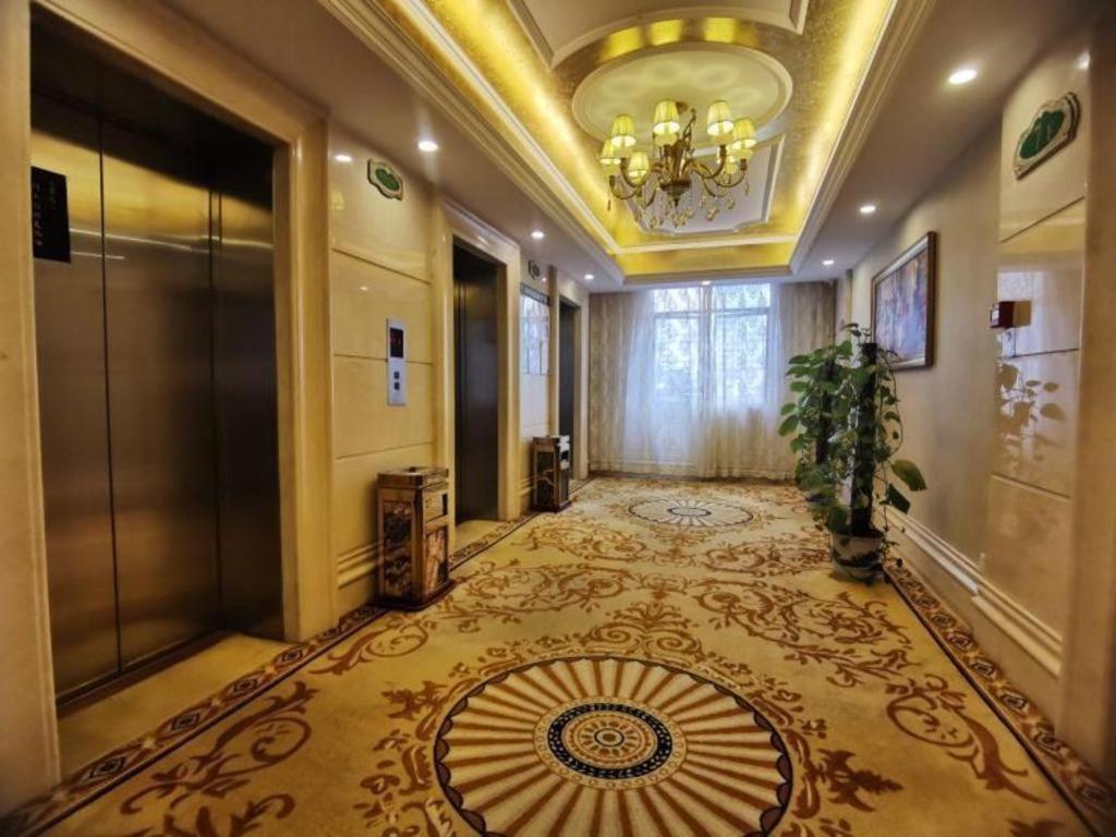 Greentree Inn Shenzhen Dongmen Business Hotel Exteriör bild