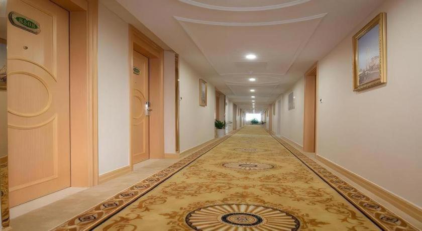 Greentree Inn Shenzhen Dongmen Business Hotel Exteriör bild